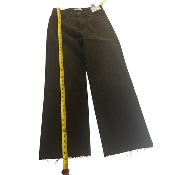 NWT Abercrombie & Fitch The 90’s Relaxed Jeans High Rise Black Size 10s / 30 - Picture 11 of 16